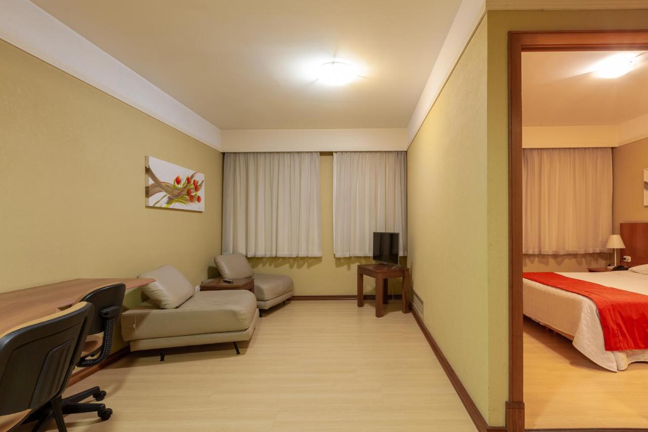 Tri Hotel Executive Caxias Caxias do Sul Exterior foto